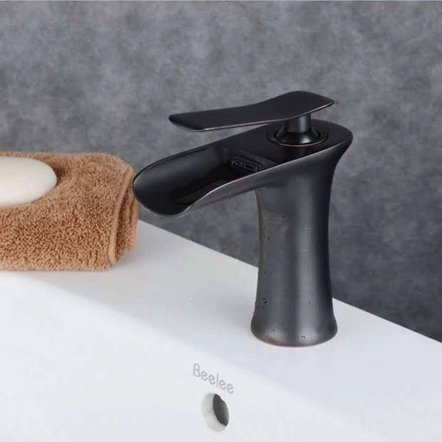 Siyah Şelale Akışlı Lavabo Bataryası - Özel Seri 